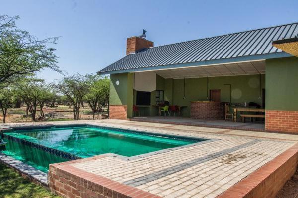 Chameleon Bush Lodge Hammanskraal Ngoại thất bức ảnh