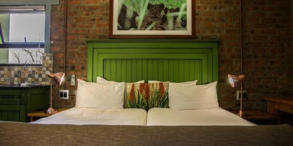 Chameleon Bush Lodge Hammanskraal Ngoại thất bức ảnh
